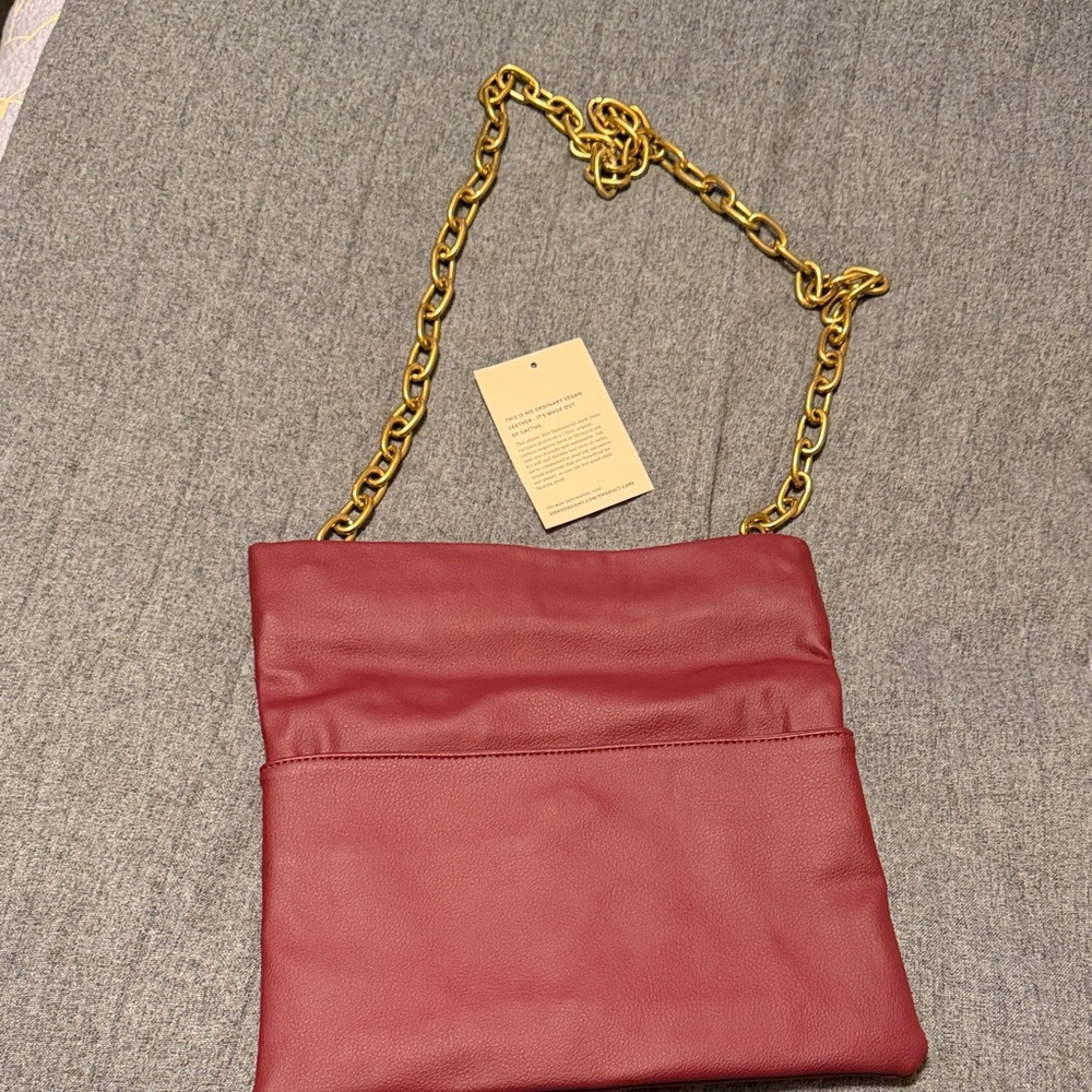 Elegant Red Chain Strap Bag